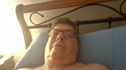 Desmon1958 online show from 03-01-26, 06:43