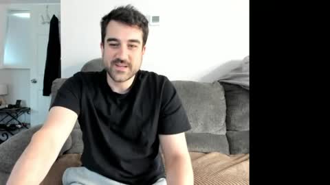 Snapshot of desmond4you chatting on 05-15-26, 06:15 Desmond4You online show from 05-15-26, 06:15