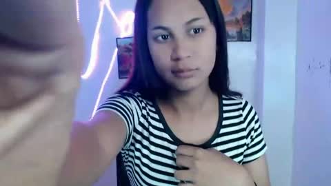 Snapshot of dess_morena chatting on 06-27-26, 08:41 Dess online show from 06-27-26, 08:41