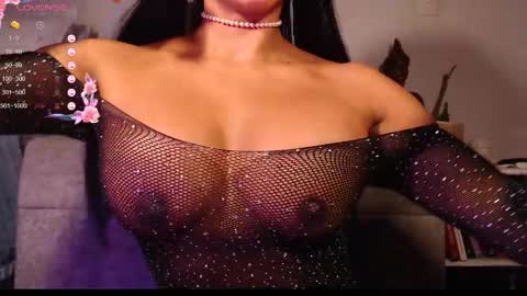 Snapshot of destinnemil chatting on 02-19-26, 11:17 Destinne Mill online show from 02-19-26, 11:17