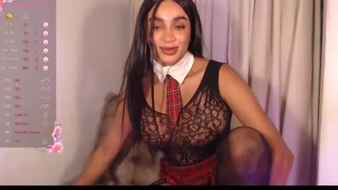 Snapshot of destinnemil chatting on 03-06-26, 11:17 Destinne Mill online show from 03-06-26, 11:17