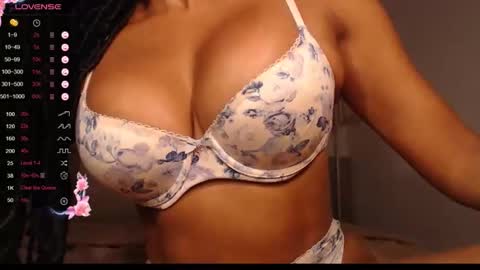 Snapshot of destinnemil chatting on 04-11-26, 12:31 Destinne Mill online show from 04-11-26, 12:31