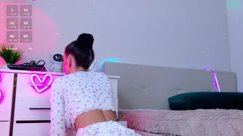 Devill2222 online show from 04-05-26, 06:21