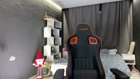 devilnut1 online show from 11-28-25, 09:01