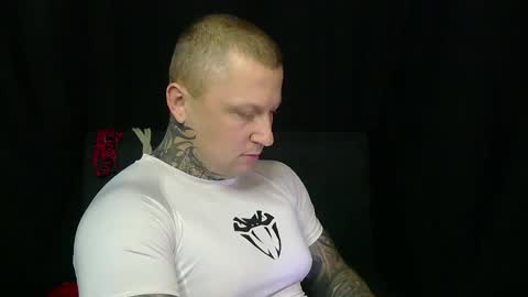 Snapshot of devilwithtats chatting on 06-08-26, 11:21 Lucian online show from 06-08-26, 11:21