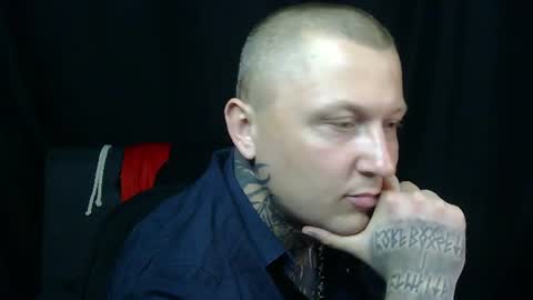 Snapshot of devilwithtats chatting on 07-14-26, 05:40 Lucian online show from 07-14-26, 05:40