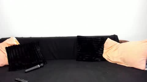 Snapshot of devinesex chatting on 01-13-26, 06:51 Misha online show from 01-13-26, 06:51