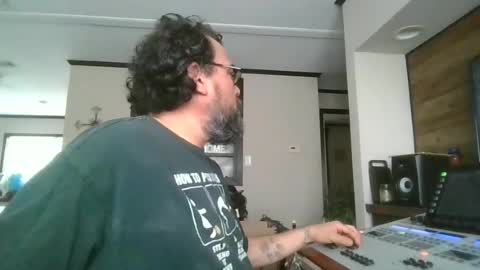 Mike Sounde online show from 06-21-26, 09:28