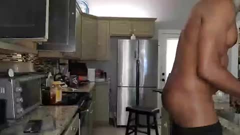 Snapshot of dextercollins chatting on 10-20-25, 03:34 Dextercollins online show from 10-20-25, 03:34