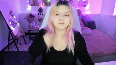 Dia online show from 03-10-26, 08:47