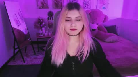 Dia online show from 03-16-26, 07:18