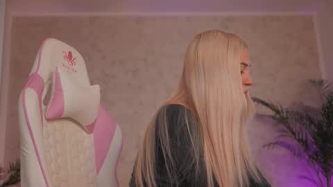 Thea online show from 03-12-26, 04:46