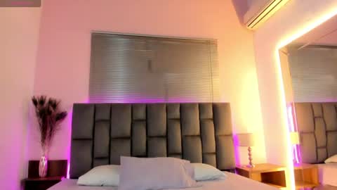 Snapshot of diamond_sweet0 chatting on 06-24-26, 02:10 Diamond online show from 06-24-26, 02:10