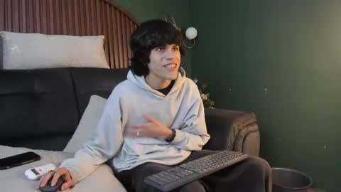 diamond_twink online show from 07-03-26, 06:20
