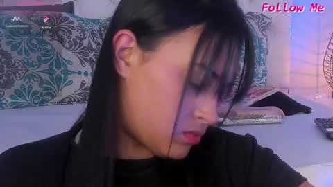 Diana Tamayo online show from 03-25-26, 04:51