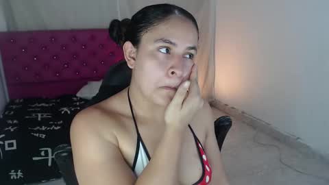 Snapshot of diana_muscle chatting on 02-13-26, 01:34 diana online show from 02-13-26, 01:34