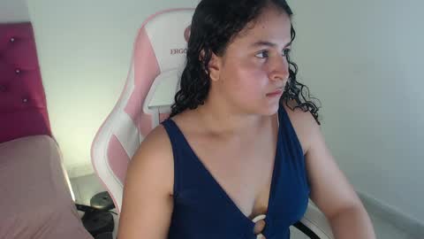 Snapshot of diana_muscle chatting on 04-05-26, 01:36 diana online show from 04-05-26, 01:36