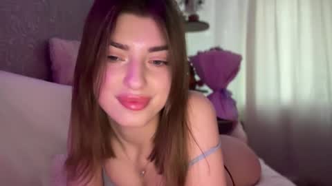 Snapshot of dianaa_lee chatting on 04-28-26, 02:27 DIANA online show from 04-28-26, 02:27
