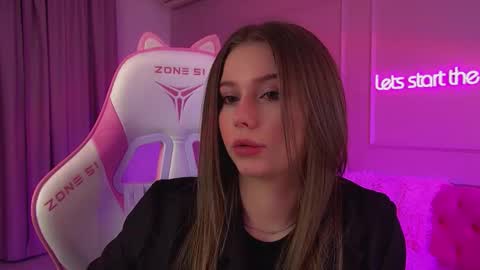 Diana online show from 03-09-26, 06:34