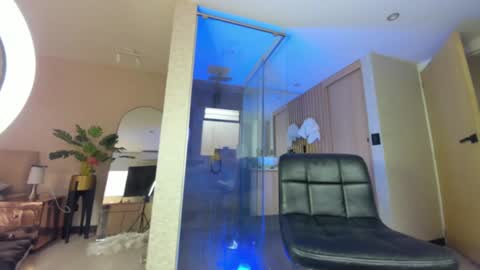 dianac1998 online show from 04-13-26, 05:18