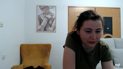 dianasmiey7 online show from 04-18-26, 08:20