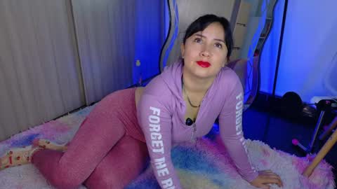 Snapshot of diane_1 chatting on 04-23-26, 11:42 DIANE online show from 04-23-26, 11:42