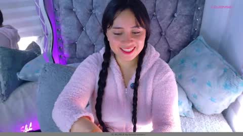 Snapshot of diane_1 chatting on 05-30-26, 11:40 DIANE online show from 05-30-26, 11:40