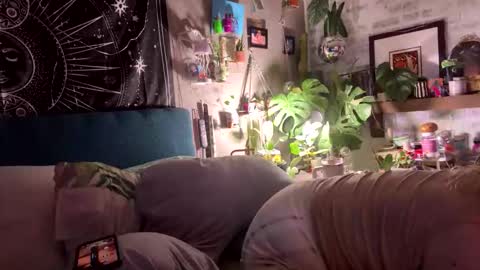 Snapshot of dickeddownsouth chatting on 04-26-26, 05:16 Beau online show from 04-26-26, 05:16