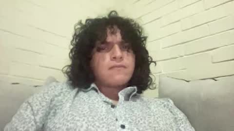 Snapshot of dieciochocentimetross chatting on 06-11-26, 03:15 dieciochocentimetross online show from 06-11-26, 03:15