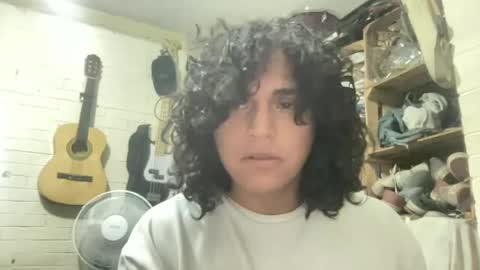Snapshot of dieciochocentimetross chatting on 06-20-26, 11:29 dieciochocentimetross online show from 06-20-26, 11:29
