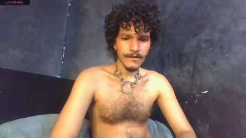 diemond_latinx98 online show from 06-01-26, 01:24