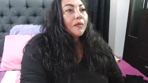 Mariana online show from 03-08-25, 05:07