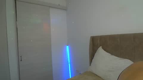 Dilan Coy online show from 06-19-26, 10:02