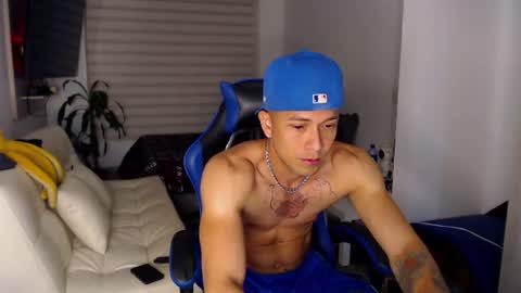 dilanxxx8888 online show from 07-09-26, 03:54