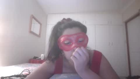 Snapshot of dimbobo2x chatting on 01-14-26, 11:31 Roxxie Cleopatra online show from 01-14-26, 11:31
