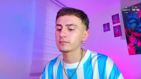 Julian Independent Model online show from 03-19-26, 11:09