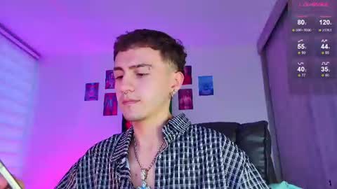 Julian Independent Model online show from 07-18-26, 11:08