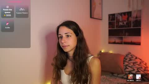 Dina online show from 03-25-26, 02:23