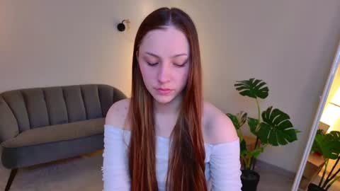 Snapshot of dina_peach chatting on 06-19-26, 06:29 Dina online show from 06-19-26, 06:29