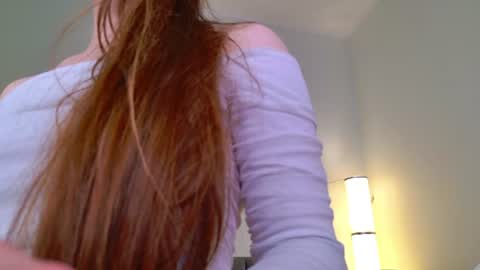 Snapshot of dina_peach chatting on 06-27-26, 12:22 Dina online show from 06-27-26, 12:22