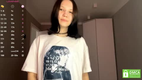 Amelia online show from 04-23-26, 11:09