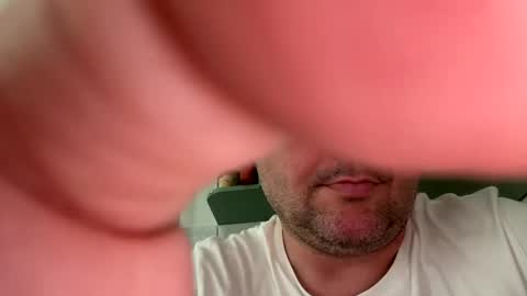 Snapshot of dinodinoxxx chatting on 06-07-26, 10:30 dinodinoxxx online show from 06-07-26, 10:30