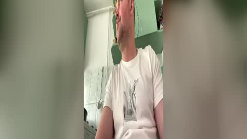 Snapshot of dinodinoxxx chatting on 06-14-26, 05:31 dinodinoxxx online show from 06-14-26, 05:31