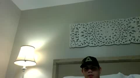 dinolamaravilla1 online show from 02-04-25, 03:33