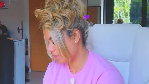 diosadeluniverso_ online show from 02-12-26, 07:09