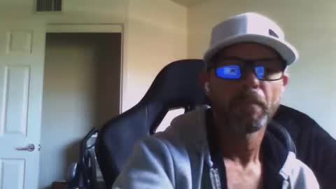 Snapshot of dirtrider15 chatting on 03-15-26, 08:48 dirtrider15 online show from 03-15-26, 08:48