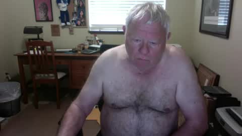 Snapshot of dirtrider195080438 chatting on 07-01-26, 04:40 dirtrider195080438 online show from 07-01-26, 04:40