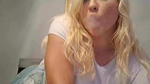 Daisy Wylde online show from 06-29-26, 01:01