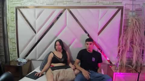 Snapshot of dirtyroyals_ chatting on 05-19-26, 04:30 dirtyroyals online show from 05-19-26, 04:30
