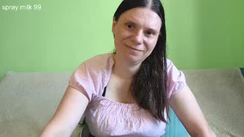 Snapshot of disco_fever80 chatting on 07-12-26, 01:24 disco_fever80 online show from 07-12-26, 01:24